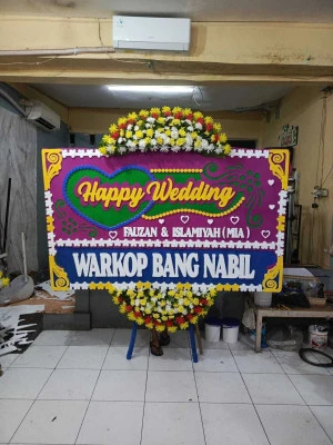 Papan Bunga di Gedung Bidakara